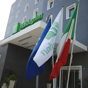 https://holiday-inn-milan-nord-zara-20092.it-lombardy.com