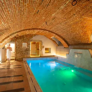 Otel Casual Rinascimento